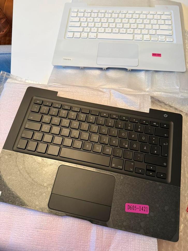 Diverse Apple MacBook 13 inch topcases and 1x display bezel, Computers en Software, Apple Macbooks, Zo goed als nieuw, MacBook