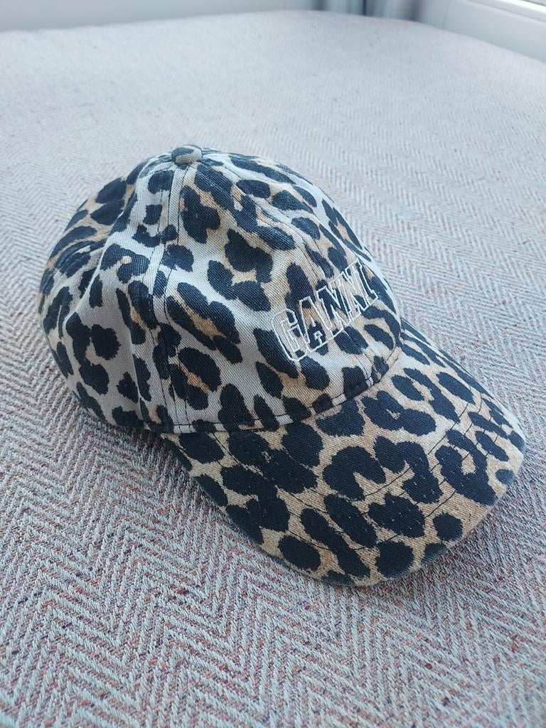 Ganni Luipaard Cap, Ganni, One size fits all, Ophalen of Verzenden, Pet