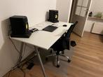 Verstelbaar bureau (ikea), Huis en Inrichting, Bureaus, Ophalen, Zo goed als nieuw
