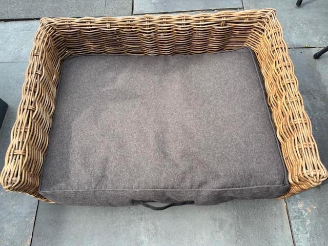 Rotan hondenmand, Dieren en Toebehoren, Ophalen, Zo goed als nieuw, Riet