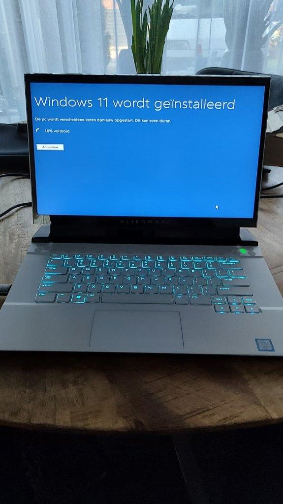 Dell Alienware m15 R2 | i7-9750H | 15.6", Computers en Software, Windows Laptops, 1.5TB, 2 tot 3 Ghz, Intel Core i7 9750H @ 2.6 GHz