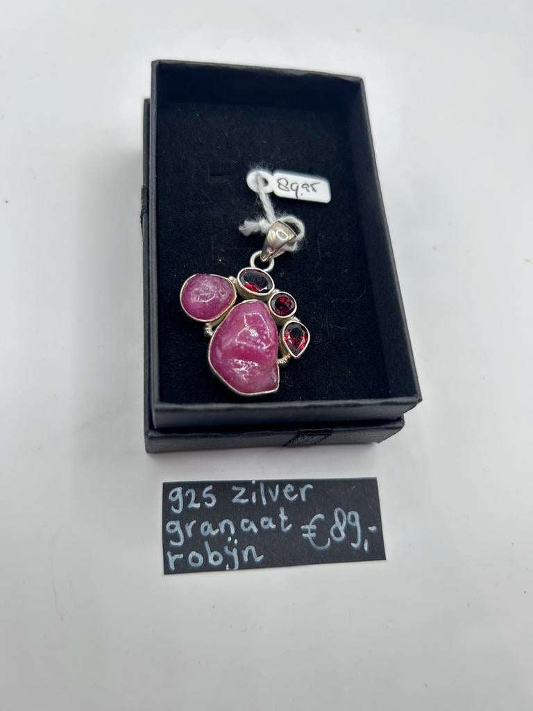 Hanger 925 zilver met robijn en granaat, Overige merken, Ophalen of Verzenden, Zo goed als nieuw, X