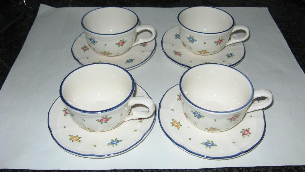 Zeller Petit Rose kop & schotels  izgs, Keramiek, Nieuw, Ophalen of Verzenden, Overige stijlen