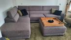 Gratis mooie hoekbank met hocker, pas 4 jaar oud, Ophalen, Hoekbank, 300 cm of meer, Zo goed als nieuw