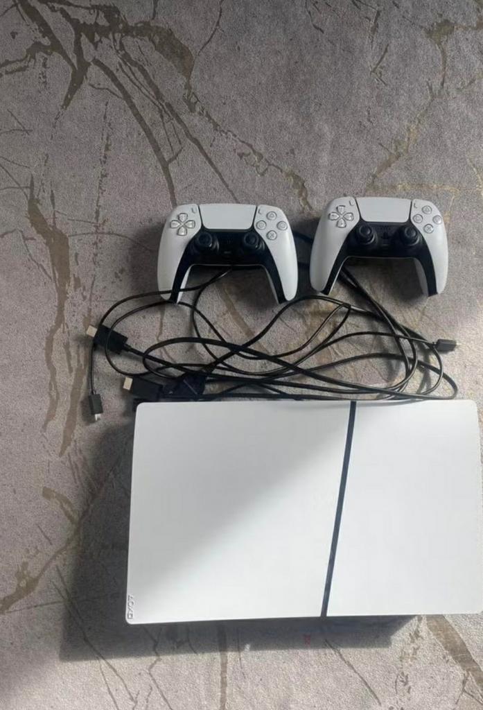 PS5 Digital met controllers, Spelcomputers en Games, Spelcomputers | Sony PlayStation 5, Ophalen of Verzenden