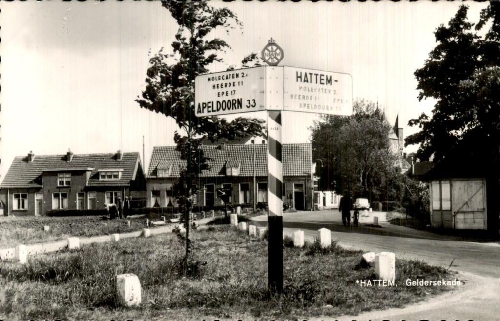 Hattem - Wegwijzer - Geldersekade, Ophalen of Verzenden, 1940 tot 1960, Ongelopen, Gelderland