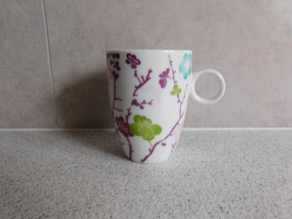 Senseo Mok Bloemenrank Finecasa Lifestyle, Ophalen of Verzenden, Zo goed als nieuw, Overige stijlen, Kop(pen) en/of Schotel(s)