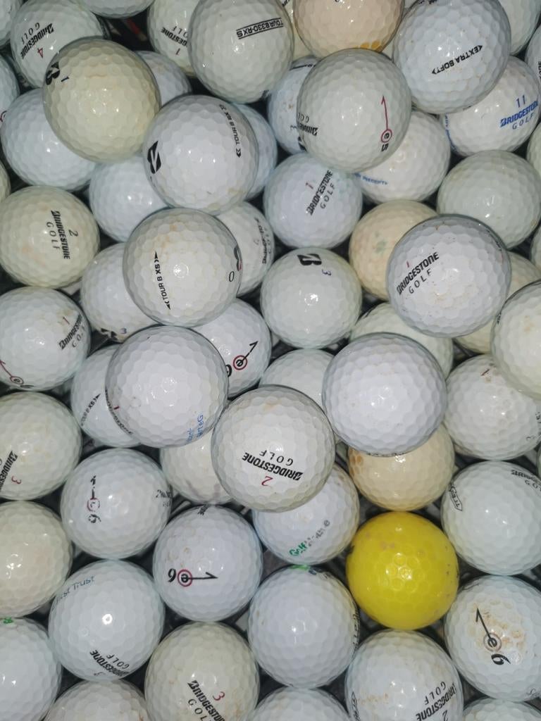 Gebruikte Bridgestone golfballen 100 stuks, Sport en Fitness, Golf, Ophalen of Verzenden, Bal(len)