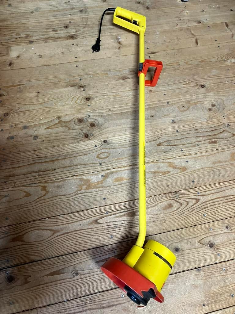 Wolf gaarten strimmer, Tuin en Terras, Grastrimmers, Ophalen, Gebruikt, 10 tot 30 cm, Elektrisch