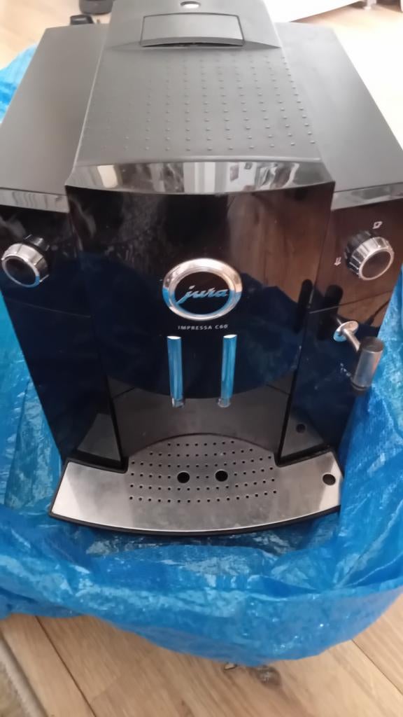 Jura impressa c60, Ophalen, Gebruikt, Koffiemachine, Afneembaar waterreservoir