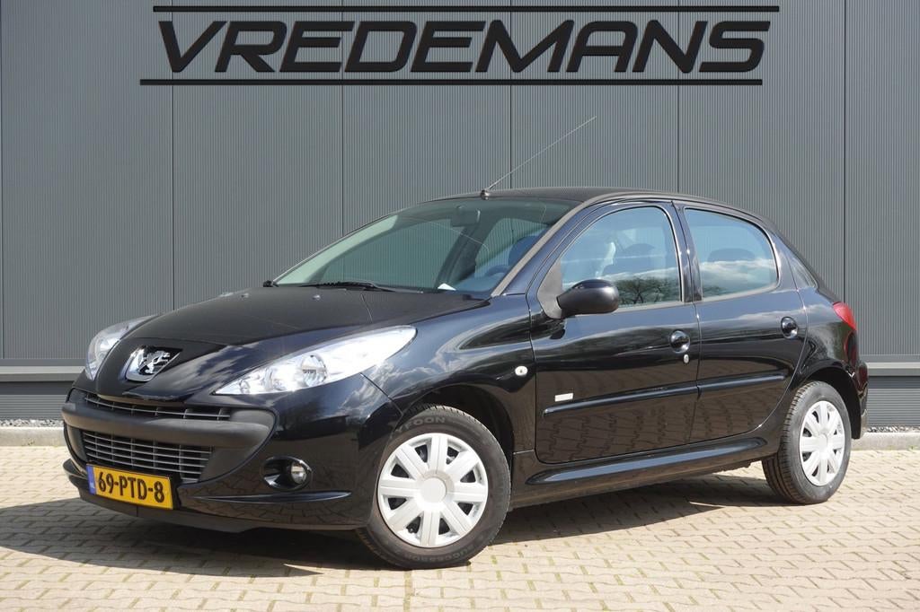 Peugeot 206 + 1.4 Millesim 200 NAP!, Auto's, Peugeot, Bedrijf, Te koop, 206+, ABS, Airbags, Airconditioning, Centrale vergrendeling