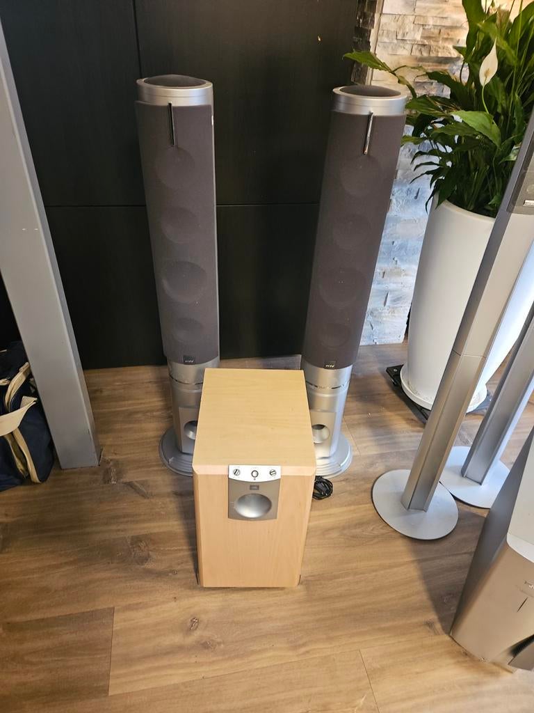 Speakers en subs, Ophalen of Verzenden, 120 watt of meer, Subwoofer, Overige merken