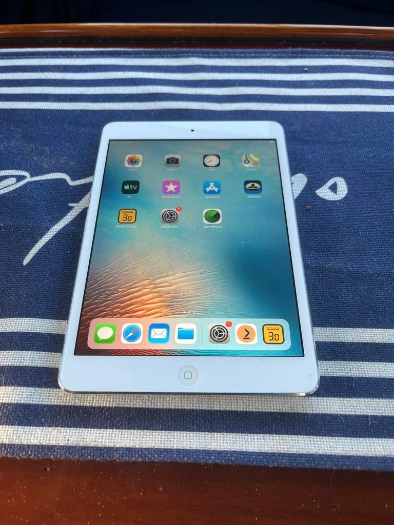 iPad mini 2e generatie - Wit/Zilver (16GB, Wi-Fi), Computers en Software, Apple iPads, Wit, Ophalen of Verzenden, Zo goed als nieuw