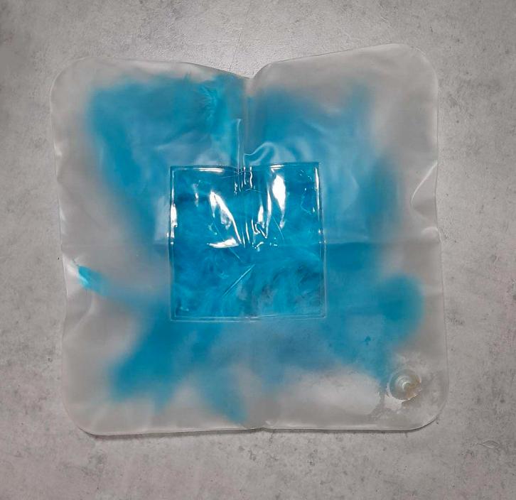 SIERKUSSEN opblaasbaar gevuld met veren. Retro / vintage, Huis en Inrichting, Woonaccessoires | Kussens, Zo goed als nieuw, Vierkant