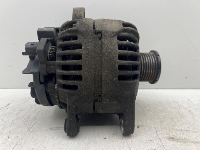 Dynamo van een Renault Master, Auto-onderdelen, Motor en Toebehoren, Renault, Gebruikt, 3 maanden garantie, Ophalen of Verzenden