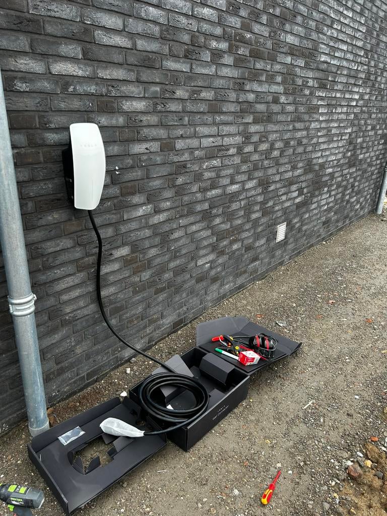 Tesla Wall Connector Gen 3 MID meter – COMPLETE INSTALLATIE, Ophalen, Zo goed als nieuw, Laadpaal