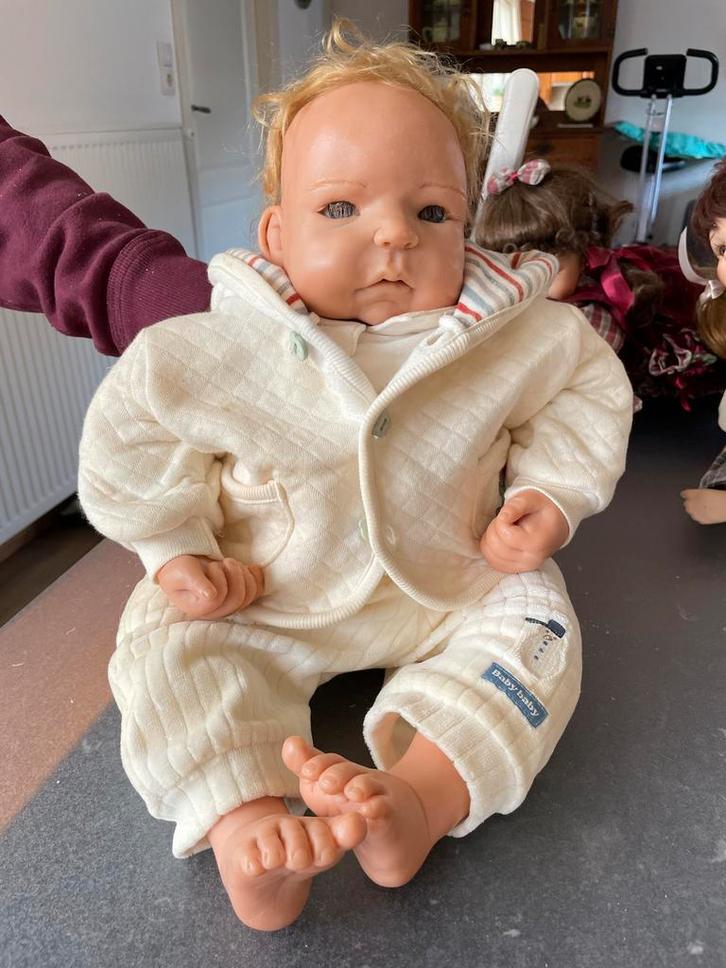 Realistische Babypop - Porselein met Stoffen Lijfje, Kinderen en Baby's, Speelgoed | Poppen, Gebruikt, Babypop, Ophalen of Verzenden