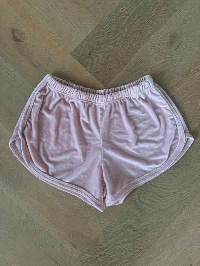 Brandy Melville roze velour short - maat S, Kort, Ophalen of Verzenden, Zo goed als nieuw, Roze