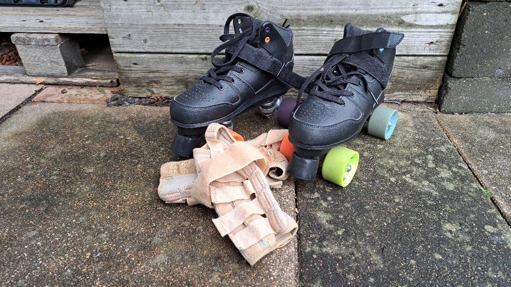 Oxelo Quad 100 rolschaatsen maat 40, Kinderen en Baby's, Speelgoed | Buiten | Rolschaatsen, Ophalen of Verzenden, Zo goed als nieuw