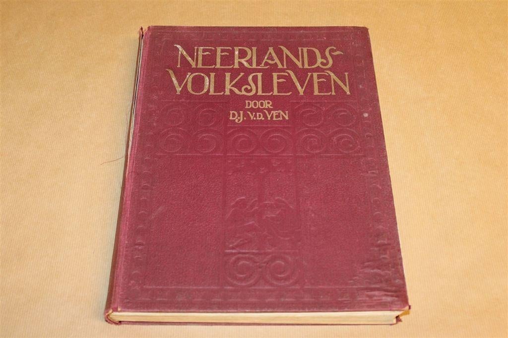 NL Volksleven — Cultuur & Tradities Met 350 Foto’s [1931], Boeken, Ophalen of Verzenden, Gelezen