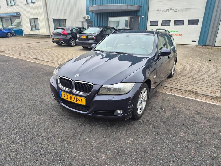 BMW 3-serie Touring 320i Business Line 6bak Leer Navi Nap, Auto's, BMW, Bedrijf, Te koop, 3-Serie, ABS, Airbags, Airconditioning