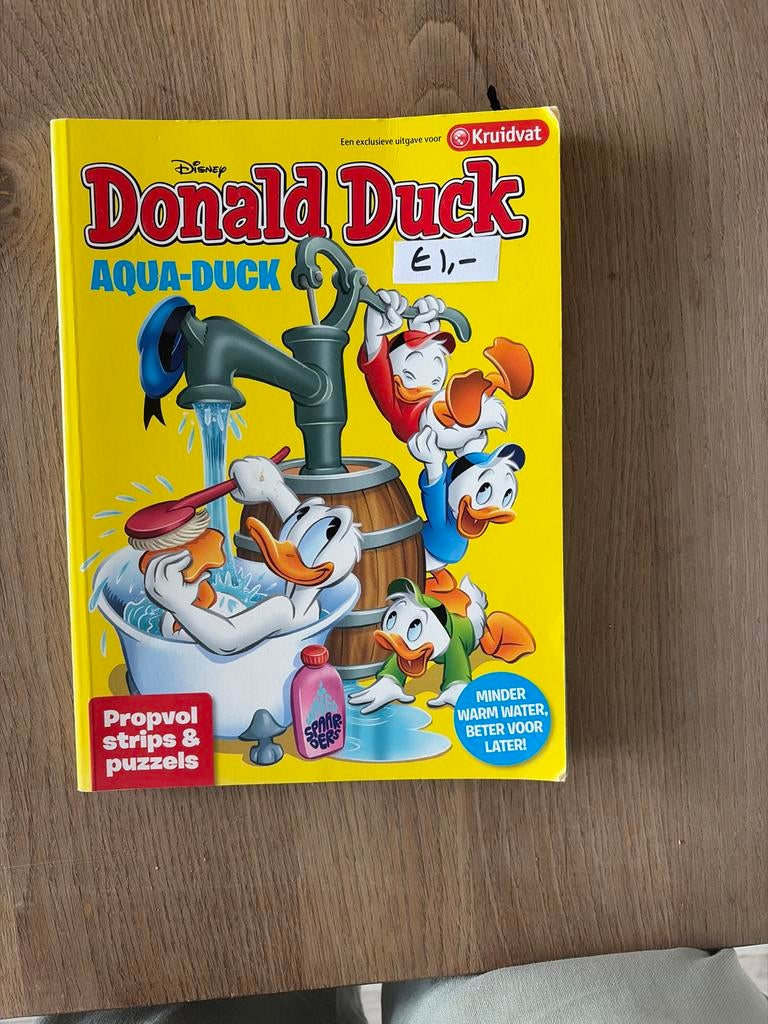 Donald Duck stripboeken - Aqua-Duck, Olie Sjeik, Waterdrager, Meerdere stripboeken, Ophalen of Verzenden, Zo goed als nieuw
