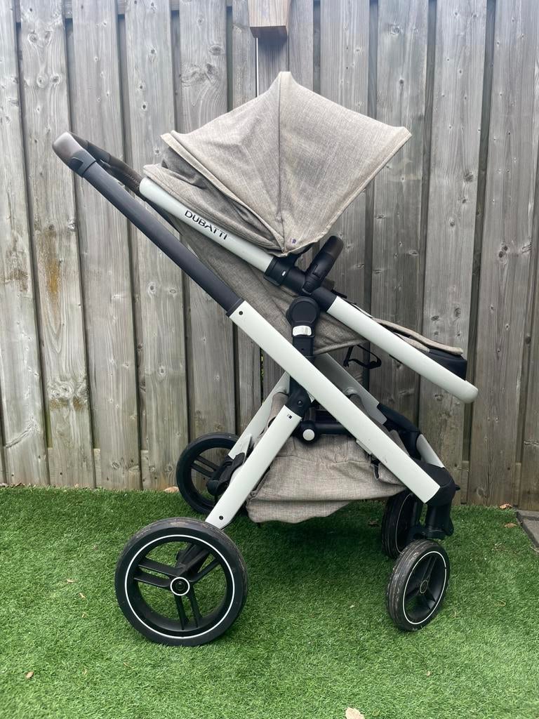 Dubatti kinderwagen, Gebruikt, Met reiswieg, Ophalen, Kinderwagen