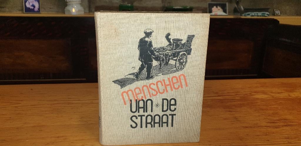Menschen van de straat, Antiek en Kunst, Antiek | Boeken en Bijbels, Ophalen of Verzenden, Bosch & Keuning NV Baarn