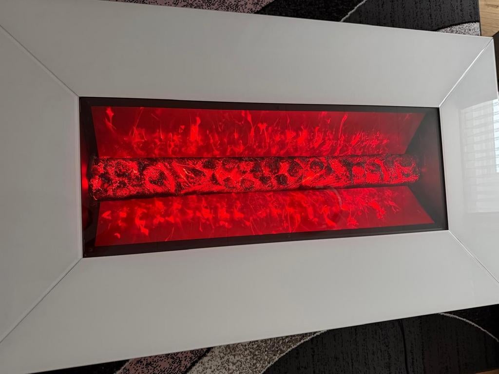 Tafel met verlichting tekoop, Ophalen