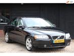 Volvo S60 2.4 Drivers Edition Xenon/Leer/Navigatie/Parkeerse, Auto's, Volvo, Gebruikt, Zwart, S60, Zwart