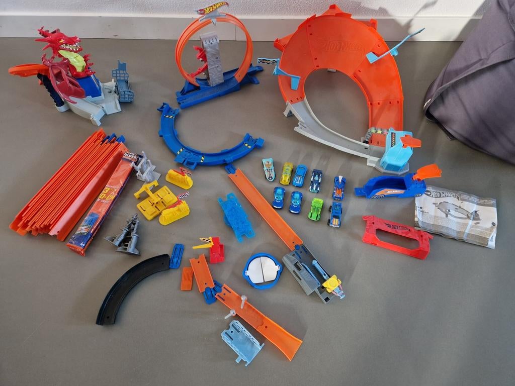 Div. Hot Wheels auto's en racetrack, Kinderen en Baby's, Speelgoed | Racebanen, Ophalen, Hot Wheels, Handmatig, Racebaan