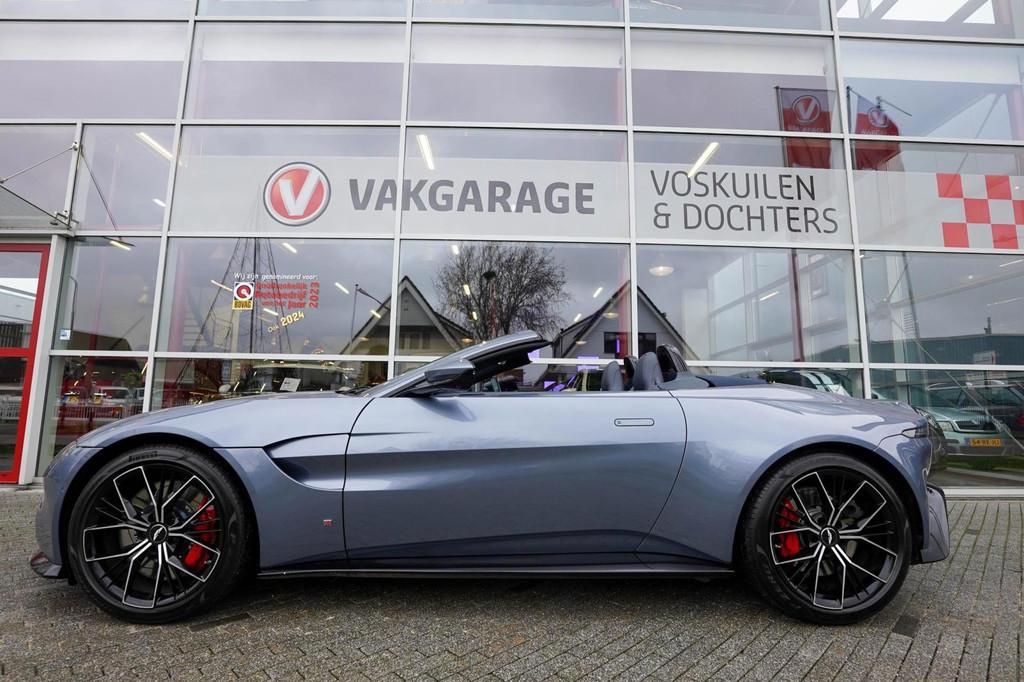 Aston Martin VANTAGE ROADSTER 4.0 V8 Cabrio Concours Blue, Auto's, Aston Martin, Achterwielaandrijving, Gebruikt, 510 pk, Cabriolet