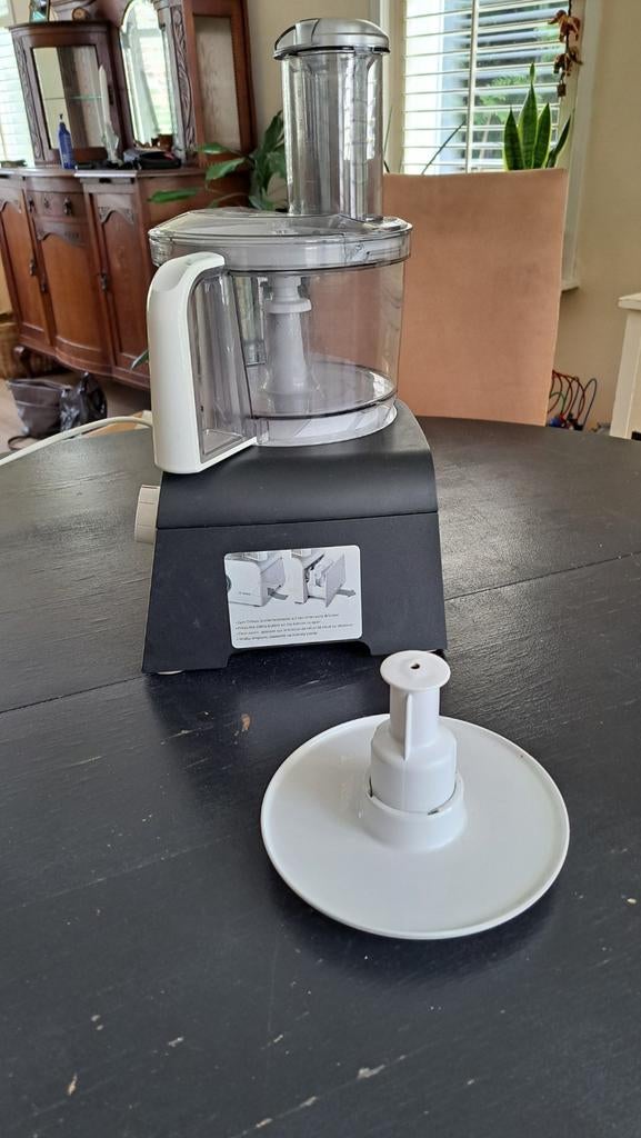 Groenten snij machine, merk Bosch, 2 tot 3 liter, Ophalen, Gebruikt, 3 snelheden of meer