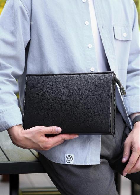 Elegante zwarte clutch, Zwart, Minder dan 40 cm, Minder dan 35 cm, Zo goed als nieuw