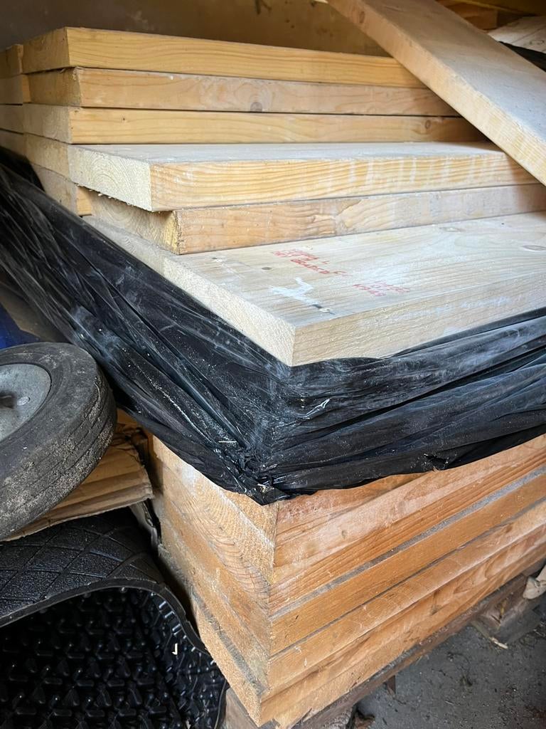 Traptreden vuren planken bv: meubel 80x23-18cm 3.8 cm treden, Ophalen, Gebruikt, Trap, 2 tot 4 meter