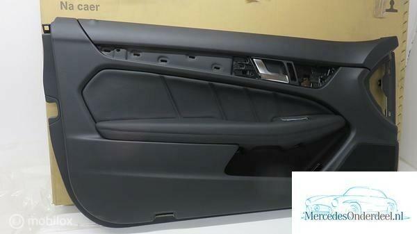 A2047202071 9E38 W204 Coupe C204 Deurpaneel Links leder, Auto-onderdelen, Interieur en Bekleding, Nieuw, Ophalen of Verzenden