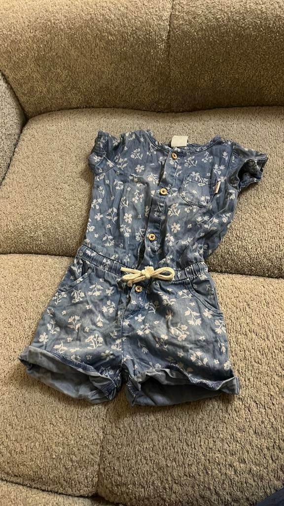 HEMA playsuit / jumpsuit maat 80 – blauw met bloemen, Kleding | Dames, Jumpsuits, Blauw, ., Ophalen of Verzenden, Zo goed als nieuw