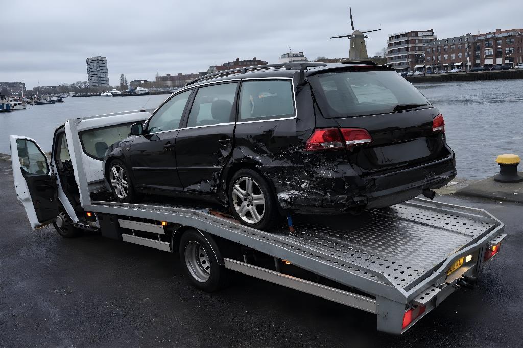 Schadeauto's gezocht voor export, gratis ophaalservice, Ophalen