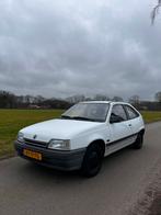 Opel Kadett E 1.4 I 1990 Wit, Auto's, Opel, Voorwielaandrijving, Stof, 4 cilinders, Kadett