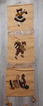 Vintage Wandkleed met Folkloristische Afbeeldingen, Ophalen of Verzenden