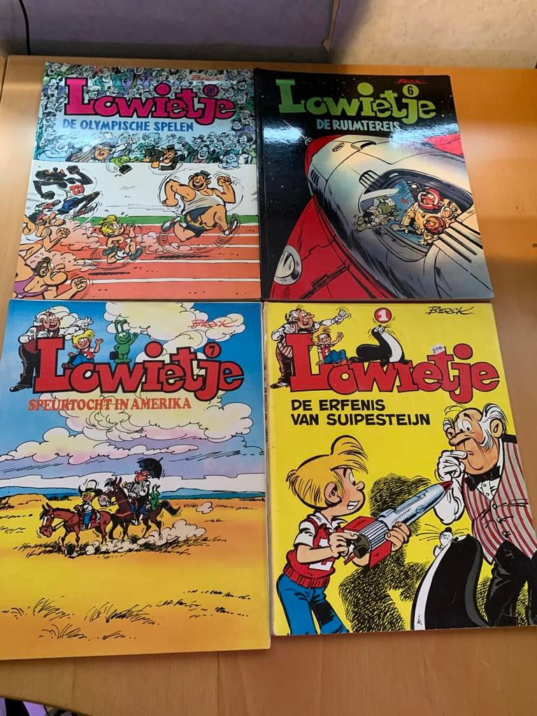 Lowietje stripboeken - 5 delen, Meerdere stripboeken, Ophalen of Verzenden, Gelezen