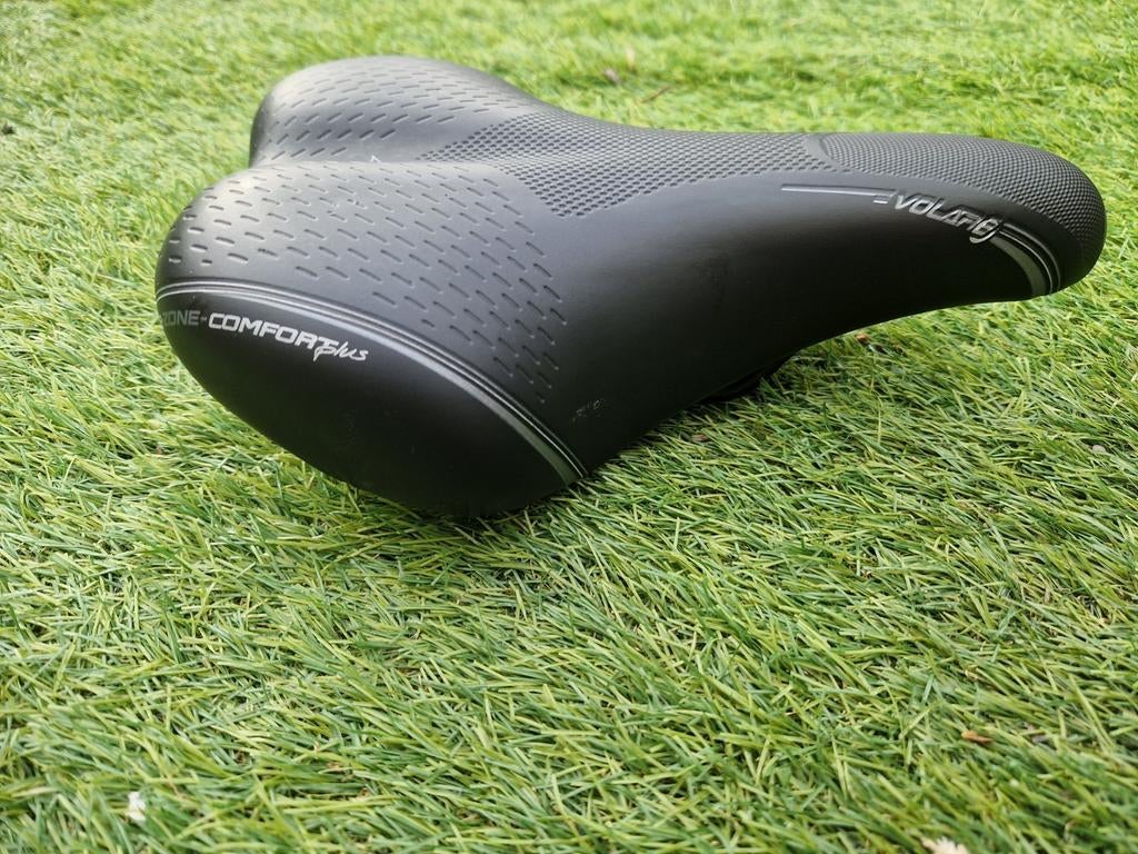 Selle Bassano fietszadel -, Fietsen en Brommers, Fietsonderdelen, Elektrische fiets, Kunststof, Ophalen of Verzenden, Zo goed als nieuw