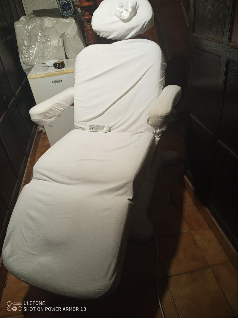 Massage /behandel tafel, Ophalen of Verzenden, Zo goed als nieuw, Massagetafel