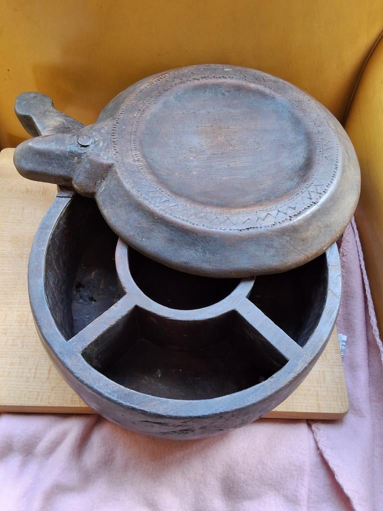 Antiek hout kruiden doos tibet met deksel en vakverdeling, Antiek en Kunst, Ophalen of Verzenden
