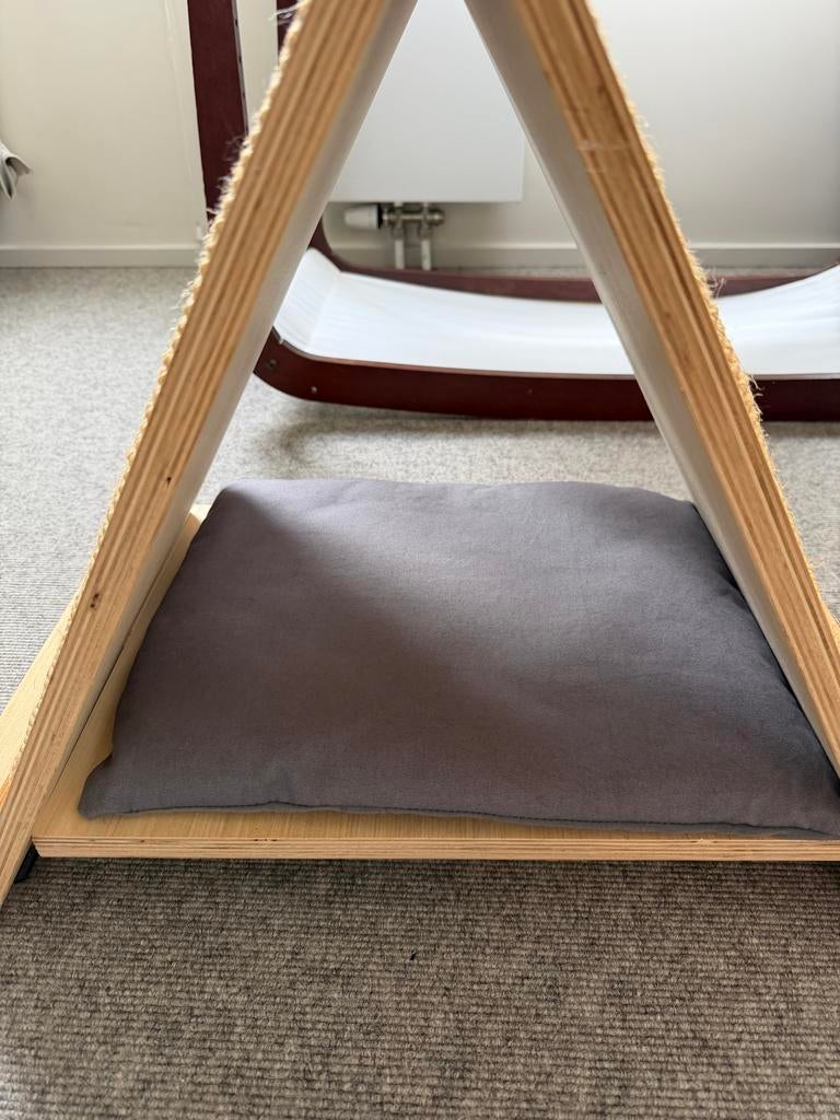 Cat scratcher house, Ophalen, Zo goed als nieuw