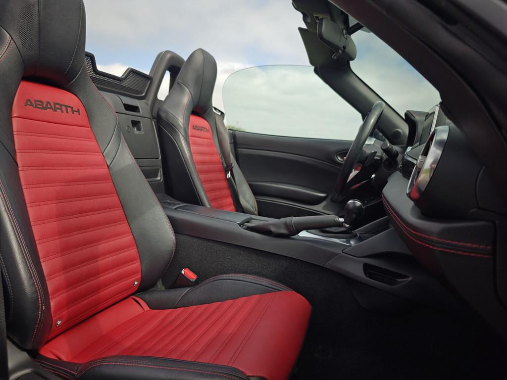 Abarth 124 Spider 170PK Automaat | LED | Bose | Perfect onde, Auto's, Abarth, Automaat, Gebruikt, Zwart, 4 cilinders