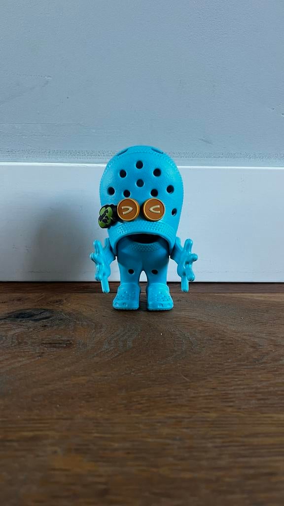 Crocs Croslite guy met Jibbitz, Verzamelen, Merken en Reclamevoorwerpen, Zo goed als nieuw, Overige typen, Ophalen of Verzenden