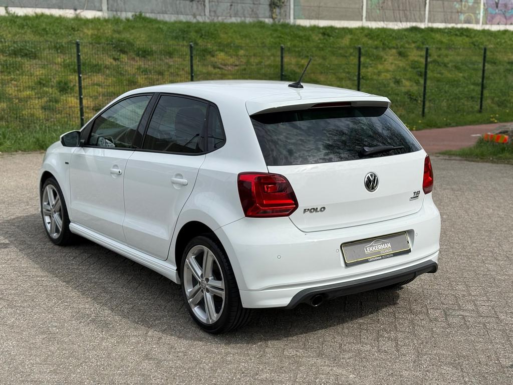 Volkswagen Polo 1.2 TSI R-LINE I 110PK I 6BAK I CRUISE I CLI, Auto's, Volkswagen, Gebruikt, 4 cilinders, Origineel Nederlands