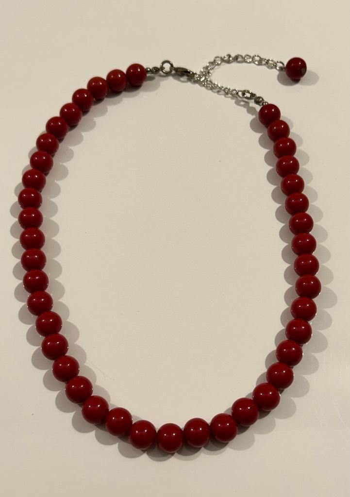 Rode kralenketting, Sieraden, Tassen en Uiterlijk, Kettingen, Kunststof, Verstelbaar, Nieuw, Ophalen of Verzenden