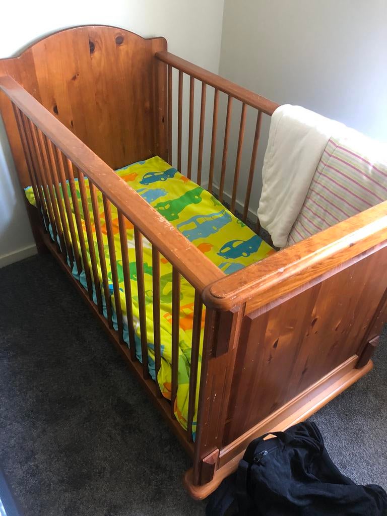 Ledikantje, Kinderen en Baby's, Babywiegjes en Ledikanten, Ophalen of Verzenden, Gebruikt, Ledikant